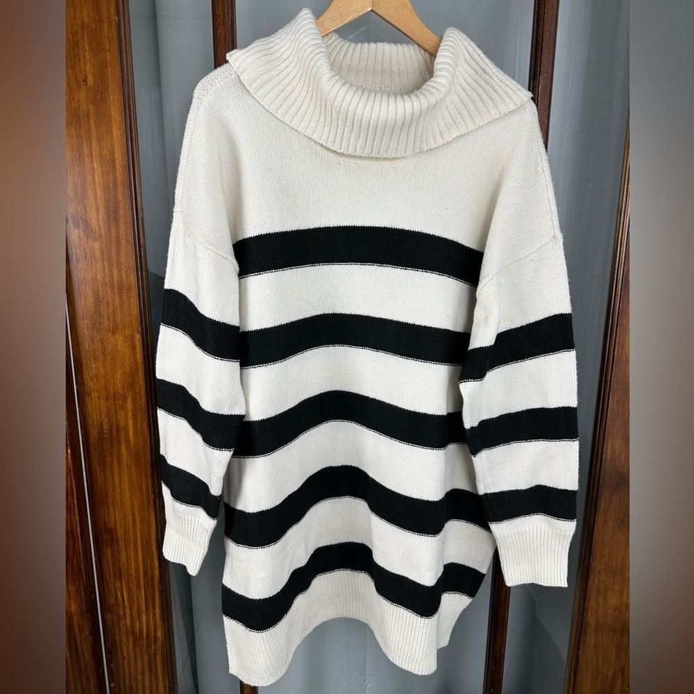 NEW Lane Bryant Sweater 18 20 Cowl Neck Black Cream‎ Stripe Pullover Cozy Tunic